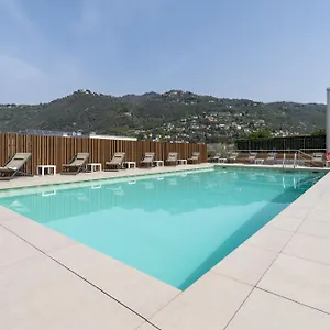 Hotel Como מלון